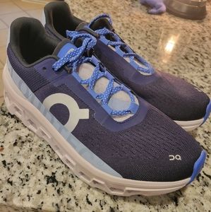 On Cloudmonster Womens size 9 blue